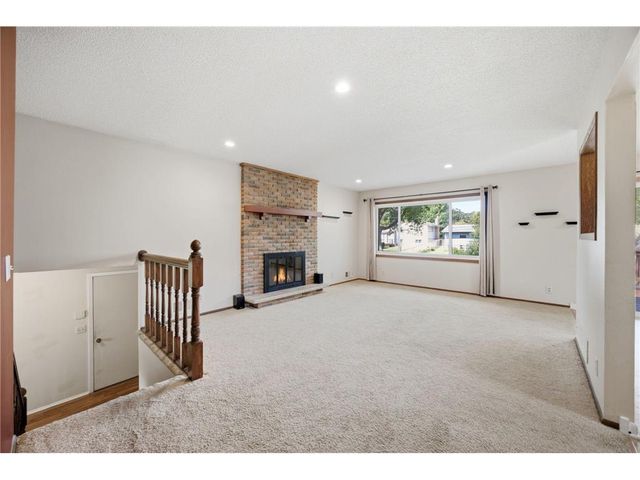 2370 Pleasant View Drive, New Brighton, MN 55112