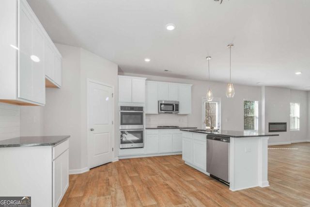 152 Orwell Drive 105, Social Circle, GA 30025