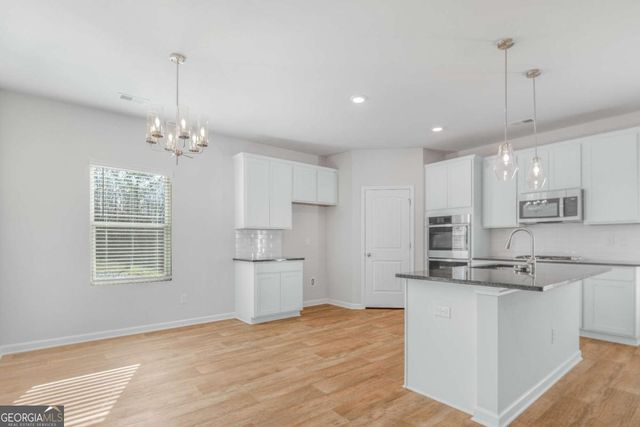 152 Orwell Drive 105, Social Circle, GA 30025