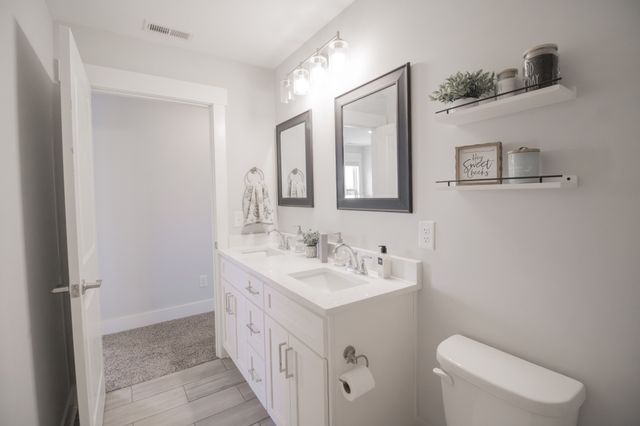 1247 Hartsville Pike, Lebanon, TN 37087