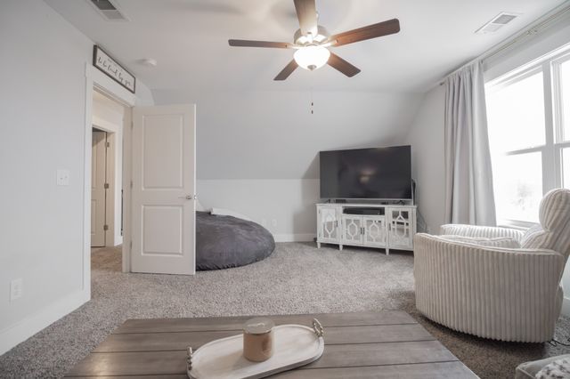 1247 Hartsville Pike, Lebanon, TN 37087