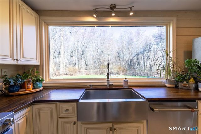 82 Bolton Branch Road, Coventry, CT 06238