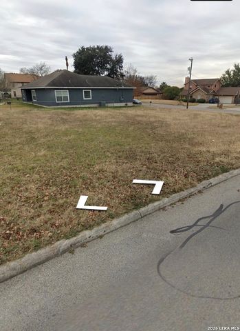 3902 MEEKS AVE, San Antonio, TX 78210