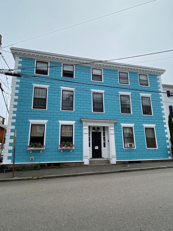 52 Washington 7, Marblehead, MA 01945