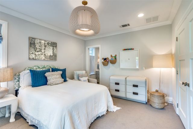 5615 Purdue Avenue, Dallas, TX 75209