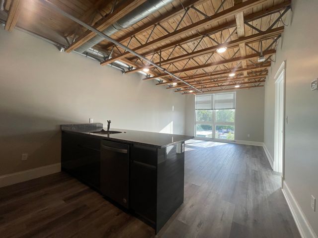350 Pleasant St 338, Watertown, MA 02472