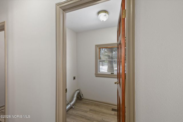 701 W Broadway Street, Maumee, OH 43537