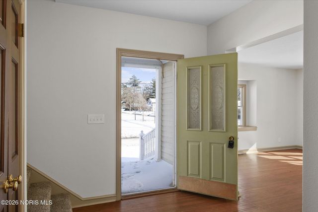 701 W Broadway Street, Maumee, OH 43537