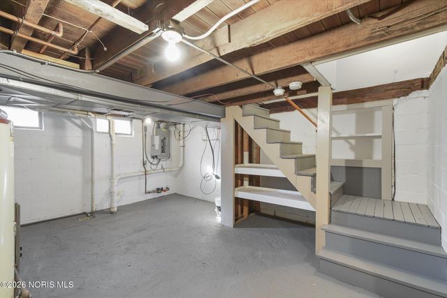 701 W Broadway Street, Maumee, OH 43537