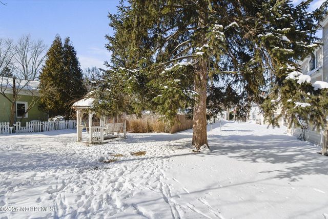 701 W Broadway Street, Maumee, OH 43537