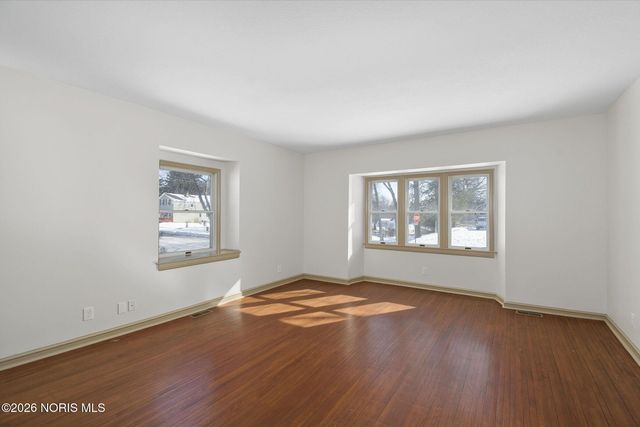 701 W Broadway Street, Maumee, OH 43537