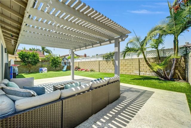 4865 Candleberry, Seal Beach, CA 90740