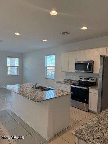 10420 W TAMARISK Avenue, Tolleson, AZ 85353