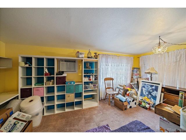 271 E Davies Ave, Centennial, CO 80122