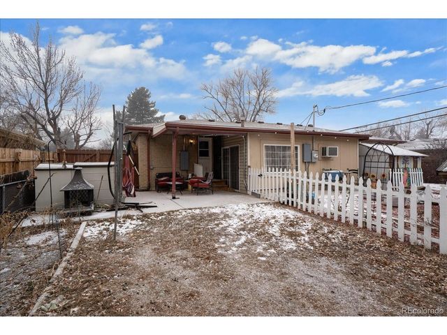 271 E Davies Ave, Centennial, CO 80122
