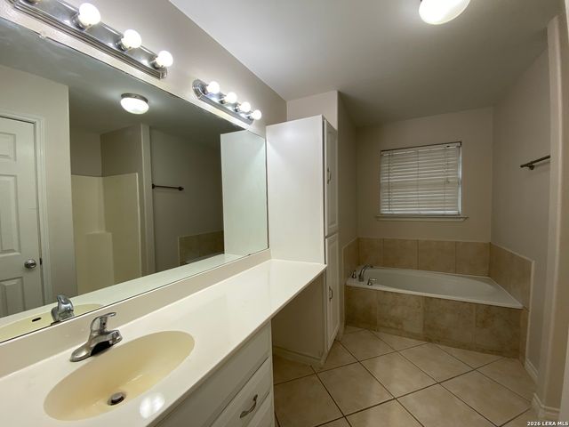 108 Ocotillo, Jourdanton, TX 78026