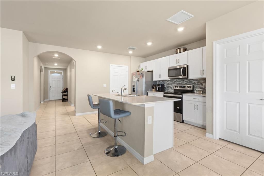 429 Tropicana PKWY W, CAPE CORAL, FL 33993 — photo 3