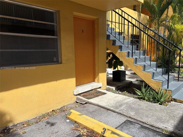 1838 SW 4th St 3, Miami, FL 33135