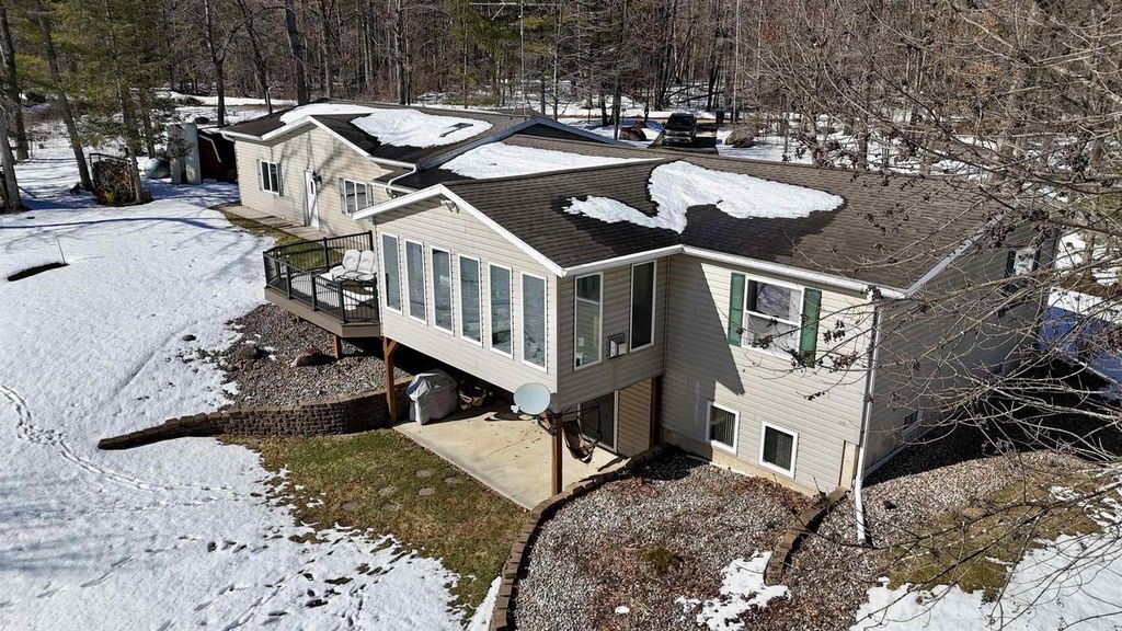 W2229 MEDICINE HAT TRAIL, Keshena, WI 54135