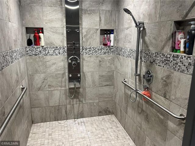 N5502 Oakwood Drive, Spooner, WI 54801