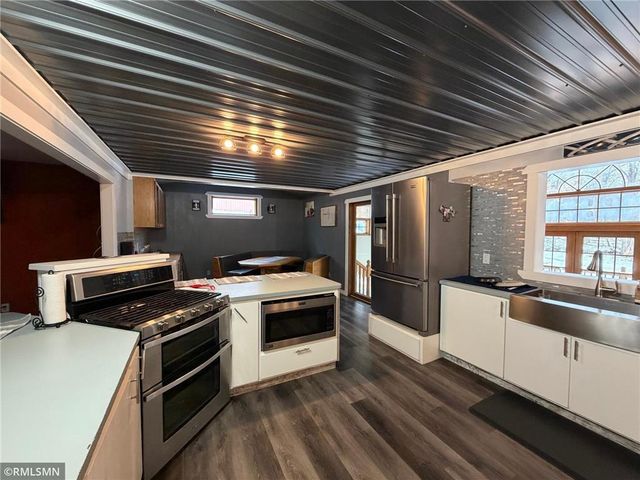 N5502 Oakwood Drive, Spooner, WI 54801