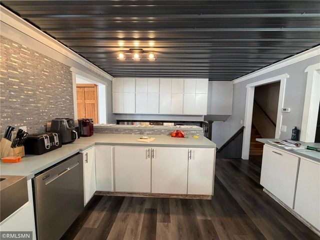 N5502 Oakwood Drive, Spooner, WI 54801