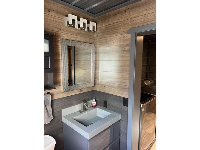 N5502 Oakwood Drive, Spooner, WI 54801