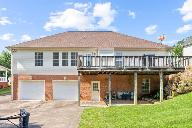 276 Fair Haven Dr, Clarksville, TN 37043