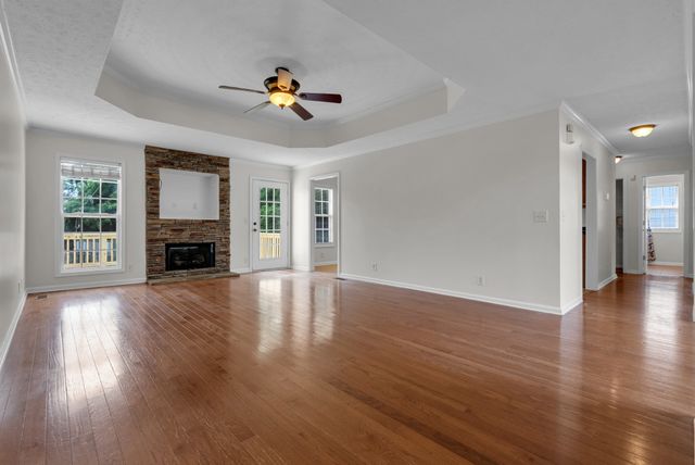 276 Fair Haven Dr, Clarksville, TN 37043