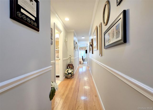 175 Birchwood Road, Coram, NY 11727