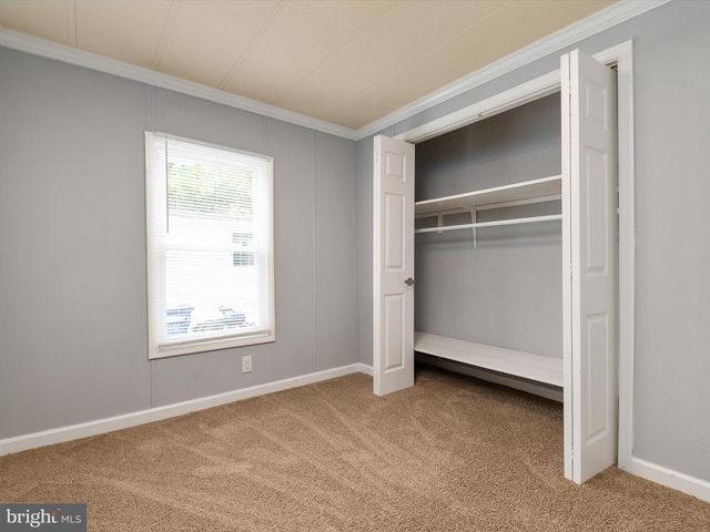 9402 BEECH PARK ST, Capitol Heights, MD 20743