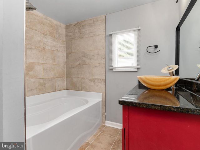 9402 BEECH PARK ST, Capitol Heights, MD 20743