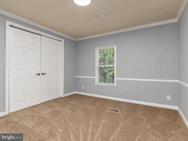 9402 BEECH PARK ST, Capitol Heights, MD 20743