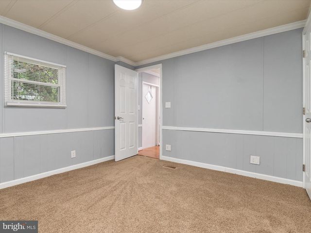 9402 BEECH PARK ST, Capitol Heights, MD 20743