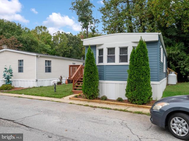 9402 BEECH PARK ST, Capitol Heights, MD 20743