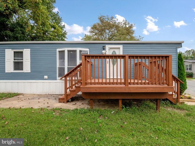 9402 BEECH PARK ST, Capitol Heights, MD 20743