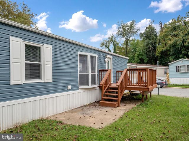 9402 BEECH PARK ST, Capitol Heights, MD 20743