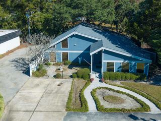2504 Highmarket St., Georgetown, SC 29440