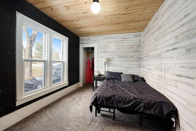 211 Marble Street, Cadillac, MI 49601