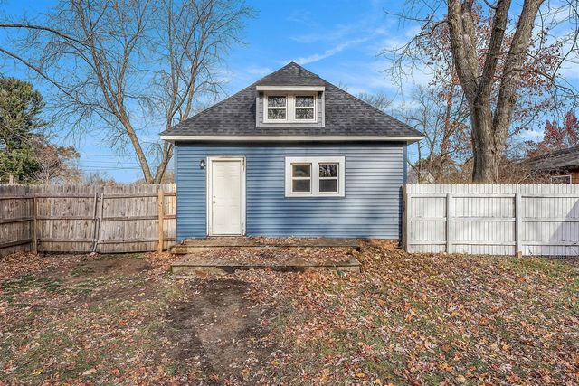 211 Marble Street, Cadillac, MI 49601