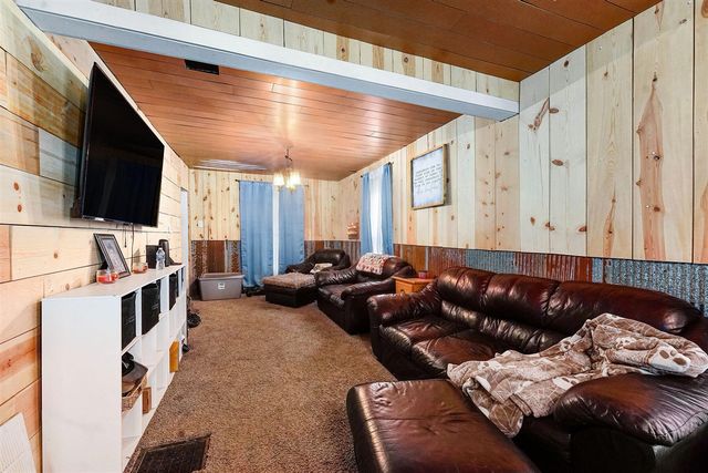 211 Marble Street, Cadillac, MI 49601