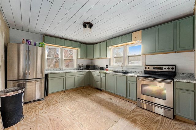 211 Marble Street, Cadillac, MI 49601