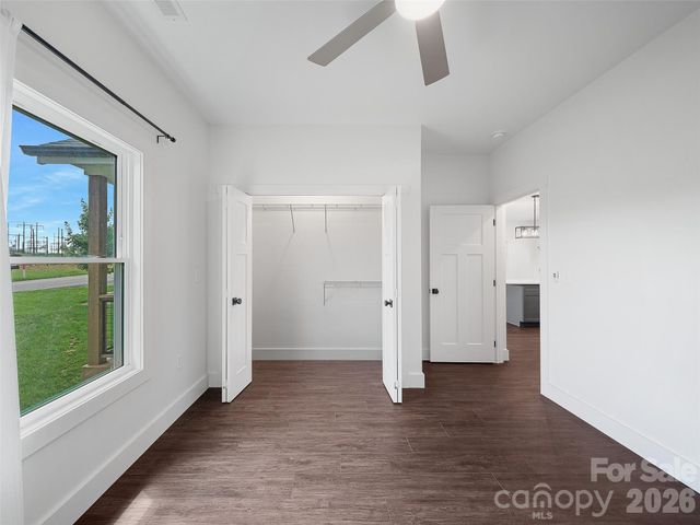105 Crowder Hills Lane, Asheville, NC 28804