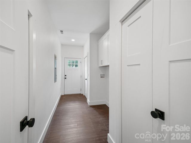 105 Crowder Hills Lane, Asheville, NC 28804