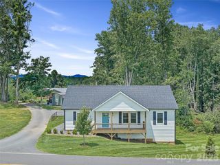 105 Crowder Hills Lane, Asheville, NC 28804