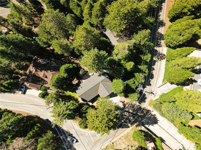 434 Klamath Drive, Lake Arrowhead, CA 92352