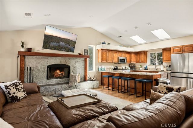 434 Klamath Drive, Lake Arrowhead, CA 92352