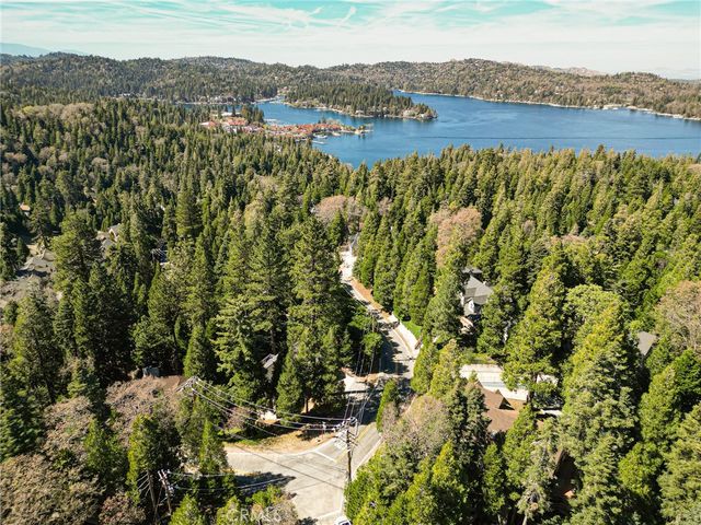 434 Klamath Drive, Lake Arrowhead, CA 92352
