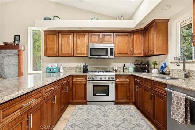 434 Klamath Drive, Lake Arrowhead, CA 92352