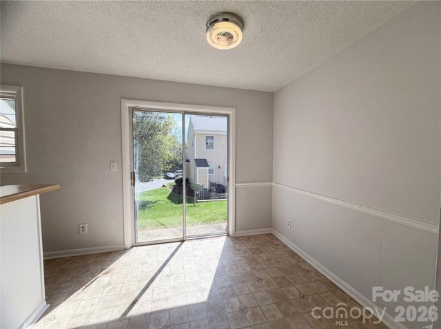 1022 Surry Lane, Gastonia, NC 28054